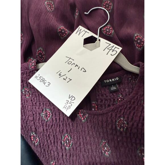 Torrid Top Women's 1 Peplum Crinkle Gauze Smocked Top Medallion Purple Print - Picture 3 of 6